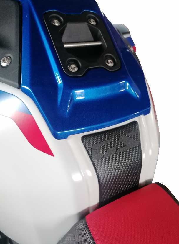 Rubbatech BMW R1300GS ADV 3PC Knee Pads Set 2025